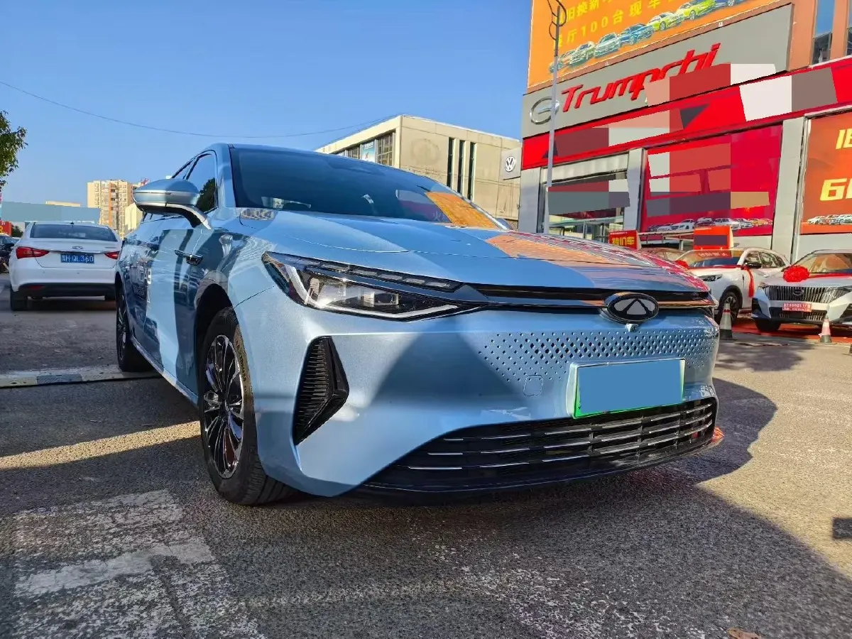 2024 Fulwin FulwinA8 1.5T 156HP L4 1DHT PHEV 18.3KWH,autocango,china used car exporter,china ev exporter,chinese used car exporter,chinese used ev exporter