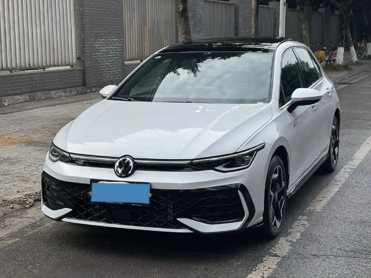 2025 Volkswagen Golf 1.5T 160HP L4 7DCT