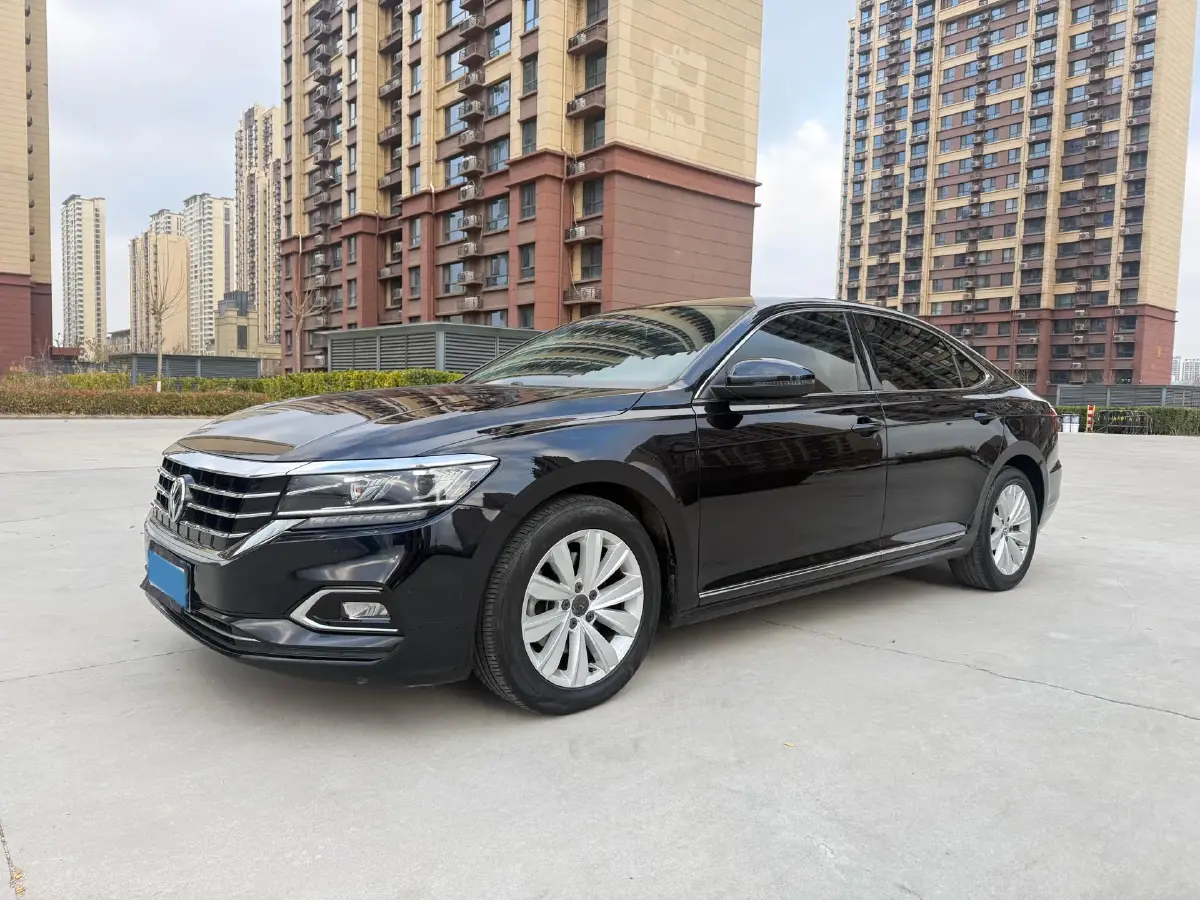 2020 Volkswagen Passat 2.0T 186HP L4 7DCT