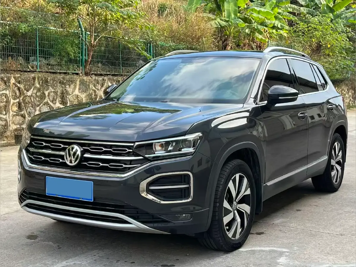 2019 Jeep Cherokee 2.0T 234HP L4 9AT