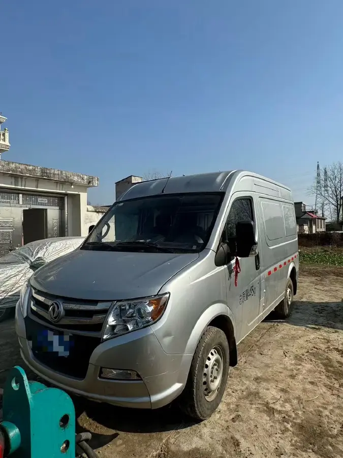 2021 DongFeng DFAC YuFeng 2.0T 127HP L4 6MT