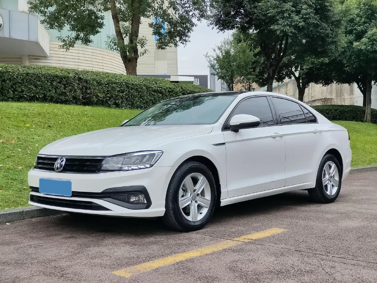 2020 Volkswagen Bora 1.5L 113HP L4 6AT