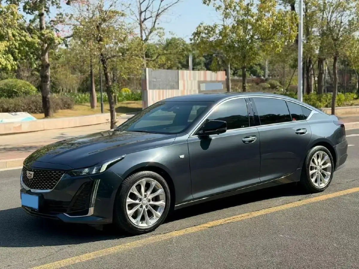 2021 Cadillac CT5 2.0T 237HP L4 10AT