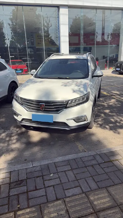 2018 Roewe RX5 2.0T 220HP L4 6DCT