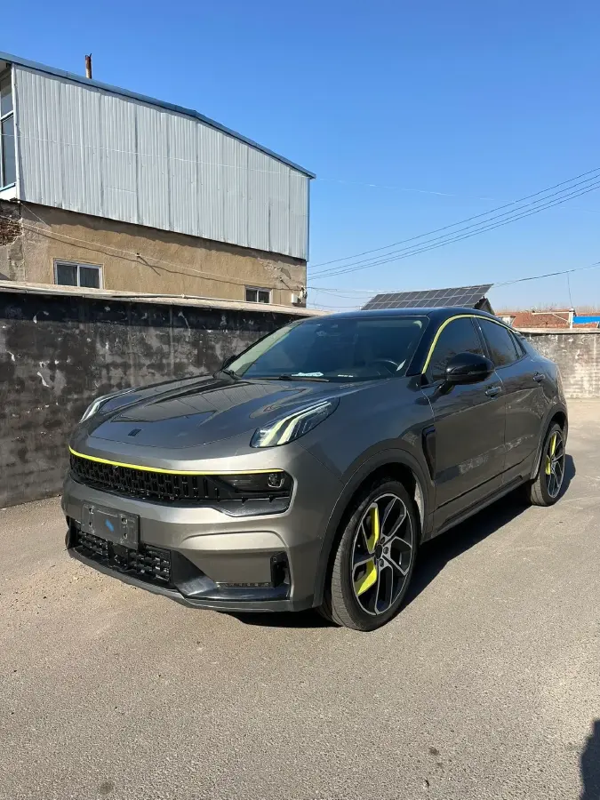 2020 LYNK&CO 05 2.0T 254HP L4 8AT