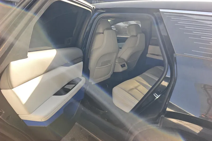 2024 Cadillac OPTIQ BEV 68.4KWH,autocango,china used car exporter,china ev exporter,chinese used car exporter,chinese used ev exporter