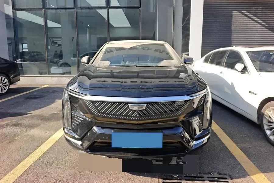 2024 Cadillac OPTIQ BEV 68.4KWH,autocango,china used car exporter,china ev exporter,chinese used car exporter,chinese used ev exporter