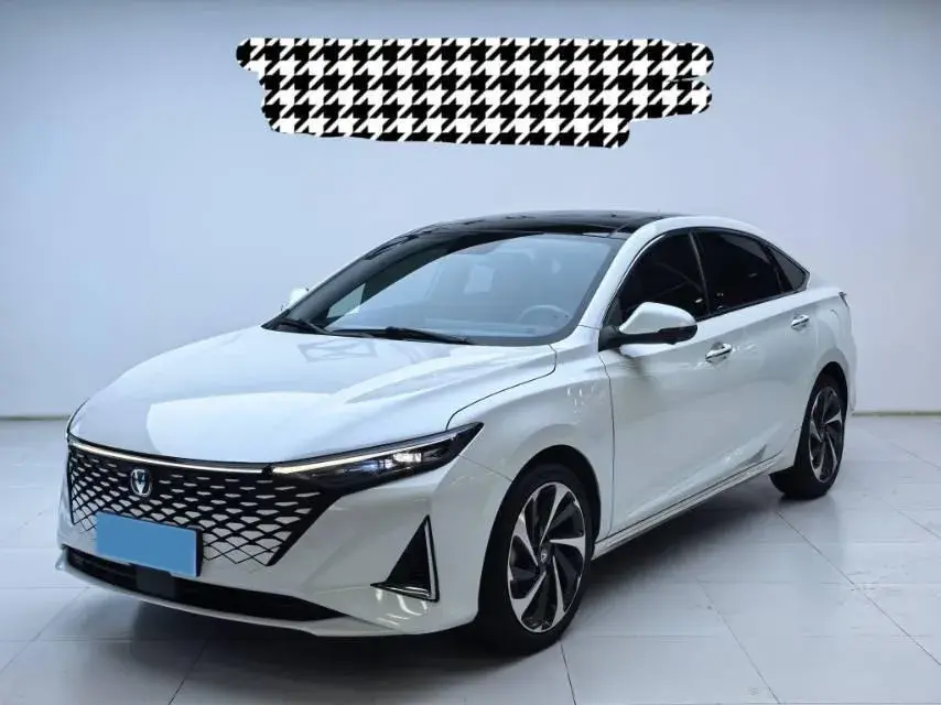 2023 ChangAn Raeton Plus 1.5T 188HP L4 7DCT