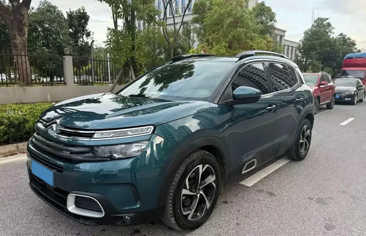 2018 Citroen C5 Aircross 1.6T 167HP L4 6AT