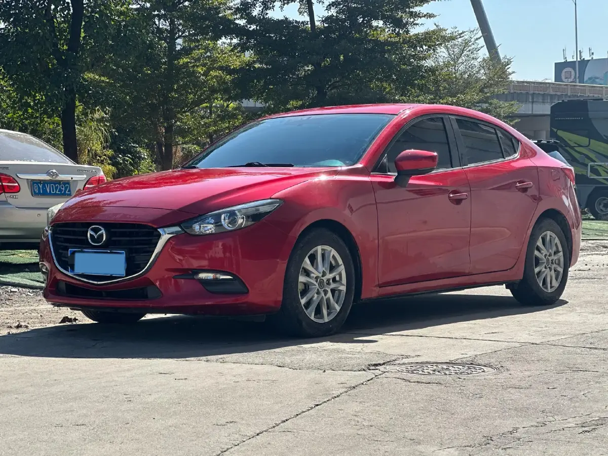 2017 Mazda 3 Axela 1.5L 117HP L4 6AT