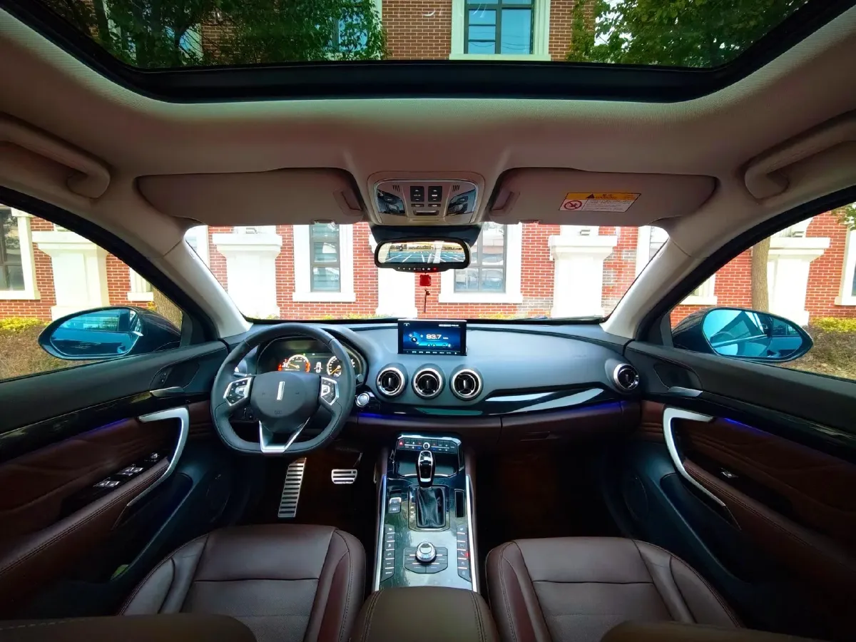 2017 WEY VV7 2.0T 234HP L4 7DCT,autocango,china used car exporter,china ev exporter,chinese used car exporter,chinese used ev exporter