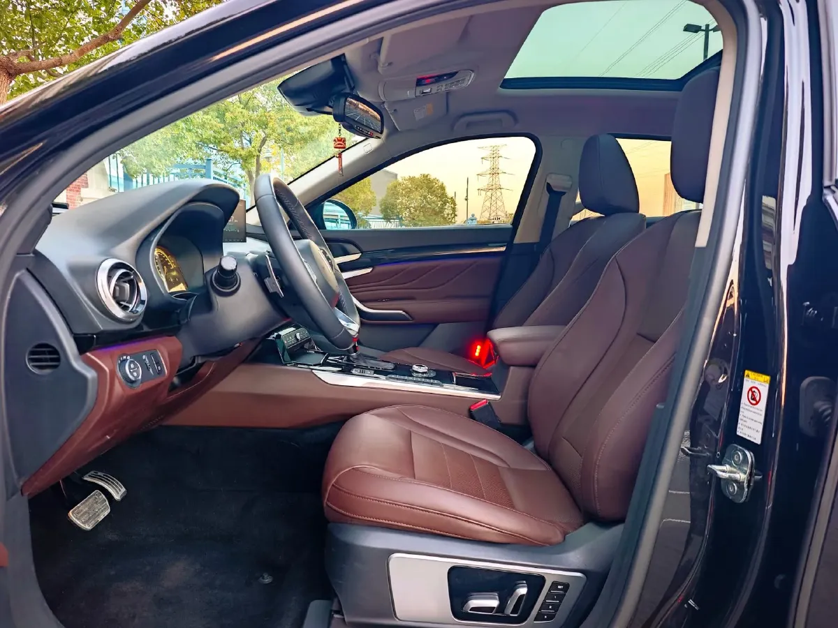 2017 WEY VV7 2.0T 234HP L4 7DCT,autocango,china used car exporter,china ev exporter,chinese used car exporter,chinese used ev exporter