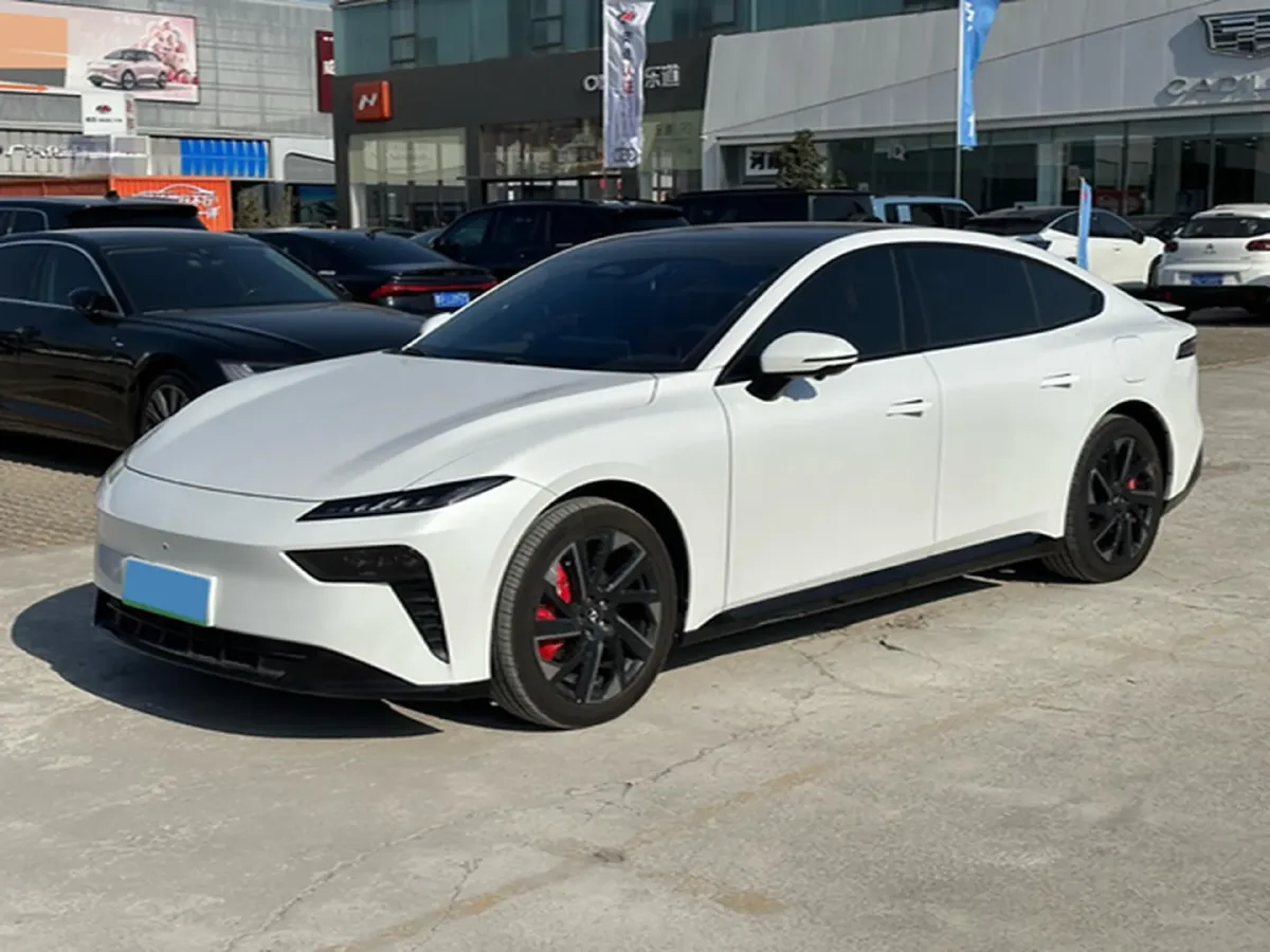 2024 DongFeng eπ eπ007 REEV 105HP REEV 28.4KWH,autocango,china used car exporter,china ev exporter,chinese used car exporter,chinese used ev exporter