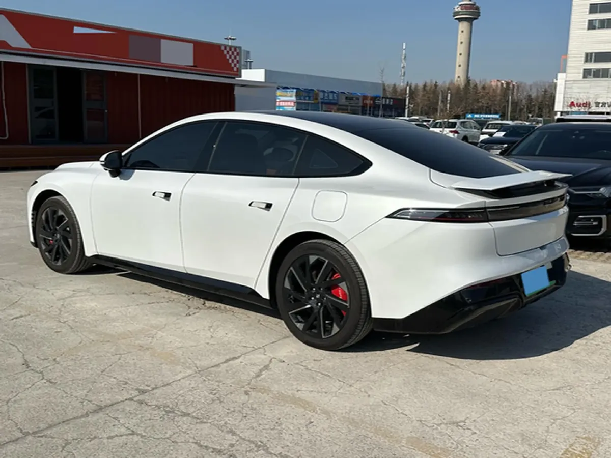 2024 DongFeng eπ eπ007 REEV 105HP REEV 28.4KWH,autocango,china used car exporter,china ev exporter,chinese used car exporter,chinese used ev exporter