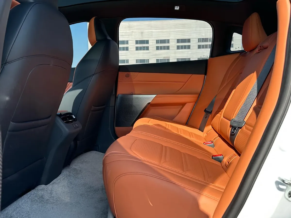 2024 DongFeng eπ eπ007 REEV 105HP REEV 28.4KWH,autocango,china used car exporter,china ev exporter,chinese used car exporter,chinese used ev exporter