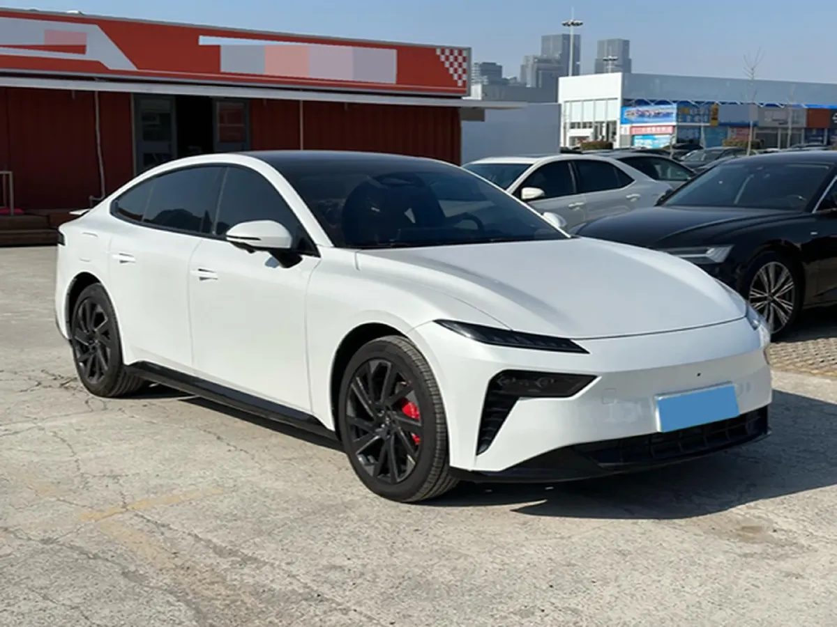 2024 DongFeng eπ eπ007 REEV 105HP REEV 28.4KWH,autocango,china used car exporter,china ev exporter,chinese used car exporter,chinese used ev exporter