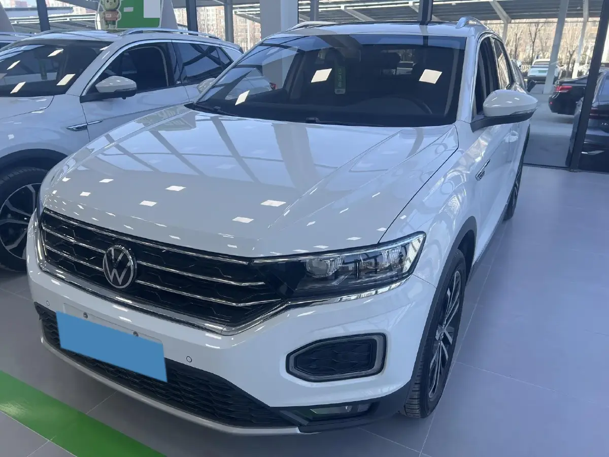 2022 Volkswagen T-Roc 1.4T 150HP L4 7DCT