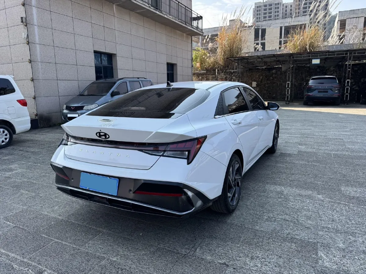 2023 Hyundai Elantra 1.5L 115HP L4 CVT,autocango,china used car exporter,china ev exporter,chinese used car exporter,chinese used ev exporter