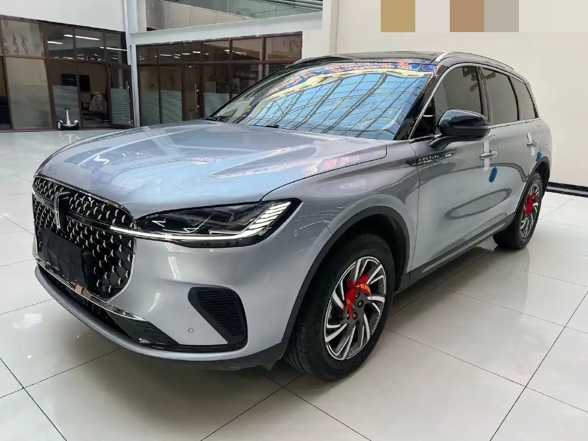 2023 Lincoln Corsair 2.0T 261HP L4 8AT