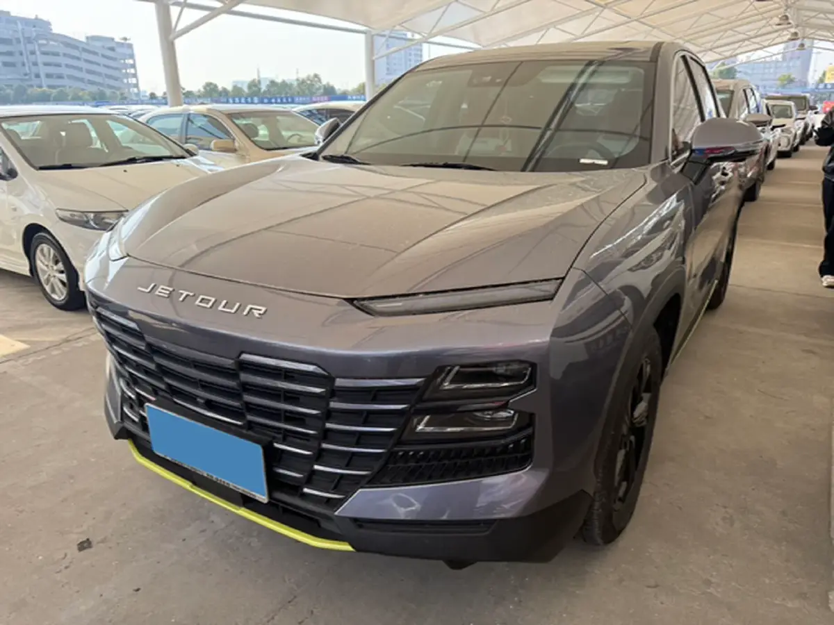 2025 Jetour DASHING 1.5T 156HP L4 6DCT