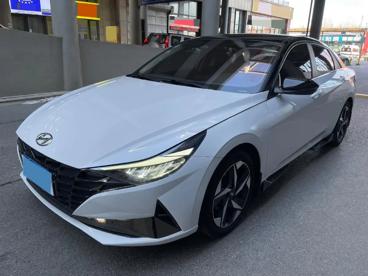 2021 Hyundai Elantra 1.5L 115HP L4 CVT