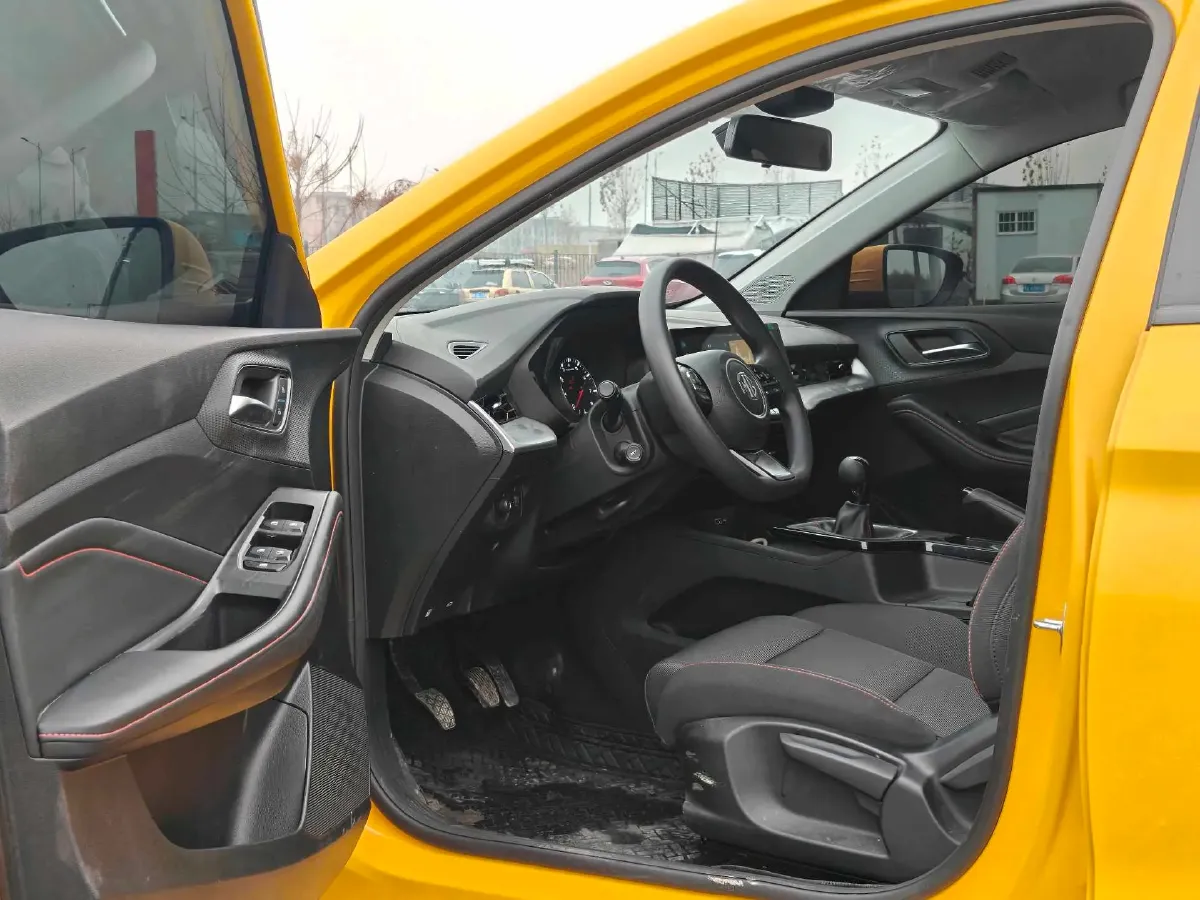 2023 MG 5 1.5L 129HP L4 5MT,autocango,china used car exporter,china ev exporter,chinese used car exporter,chinese used ev exporter