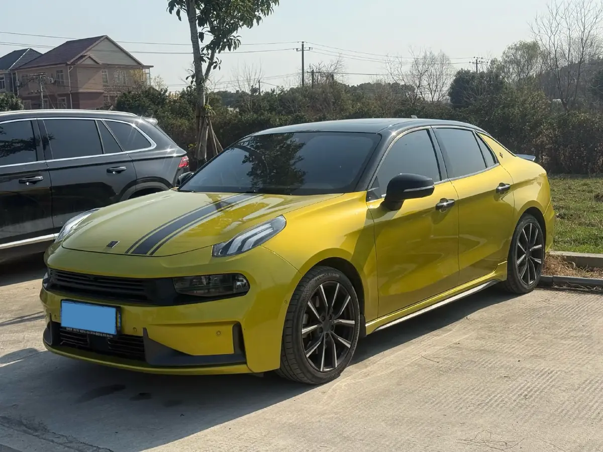 2022 LYNK&CO 03 2.0T 254HP L4 8AT