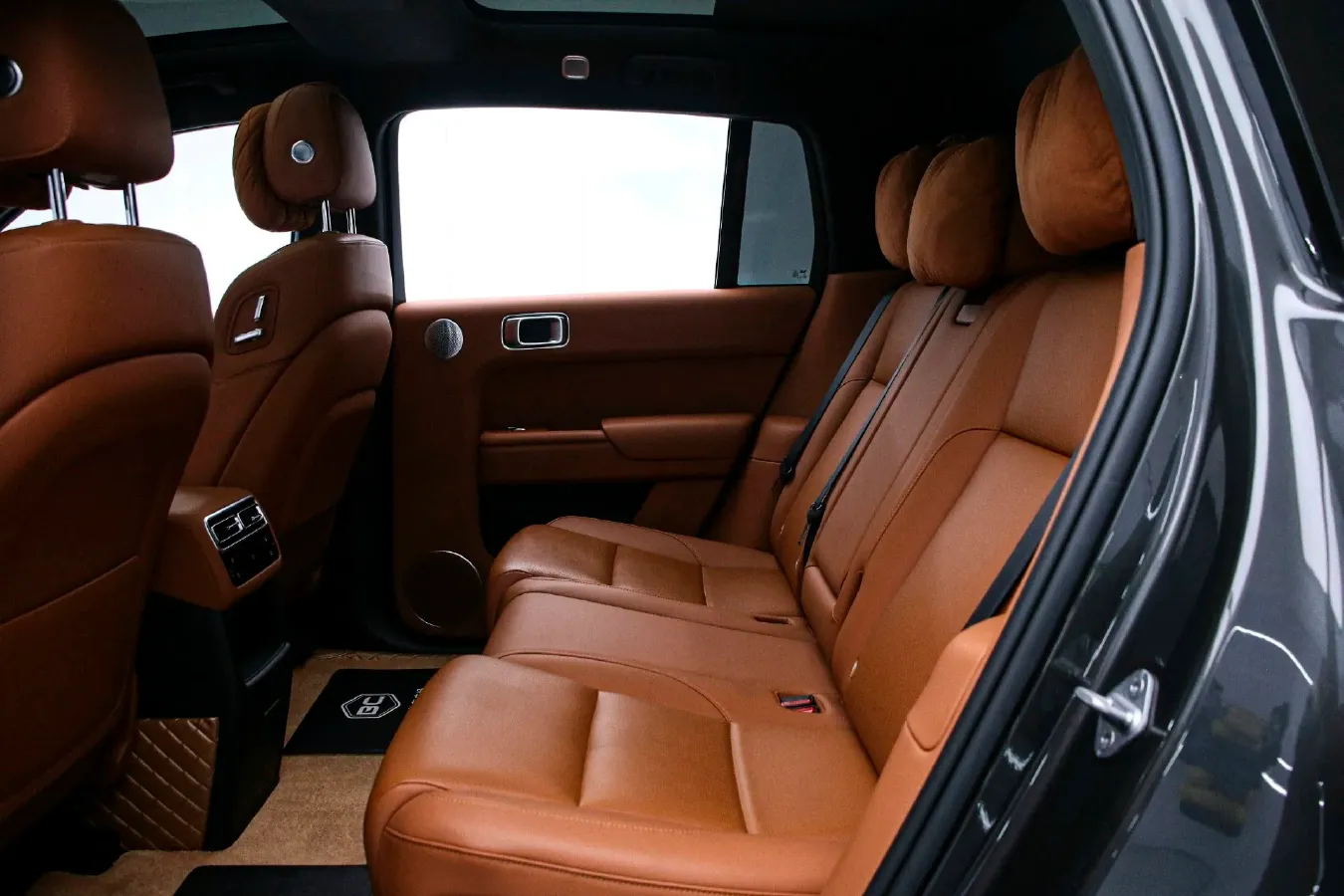 2024 Li L7 Range Extended 154HP REEV 42.8KWH,autocango,china used car exporter,china ev exporter,chinese used car exporter,chinese used ev exporter