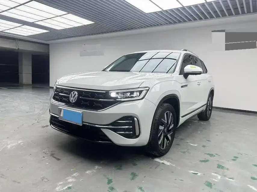 2024 Volkswagen Tayron 2.0T 186HP L4 7DCT