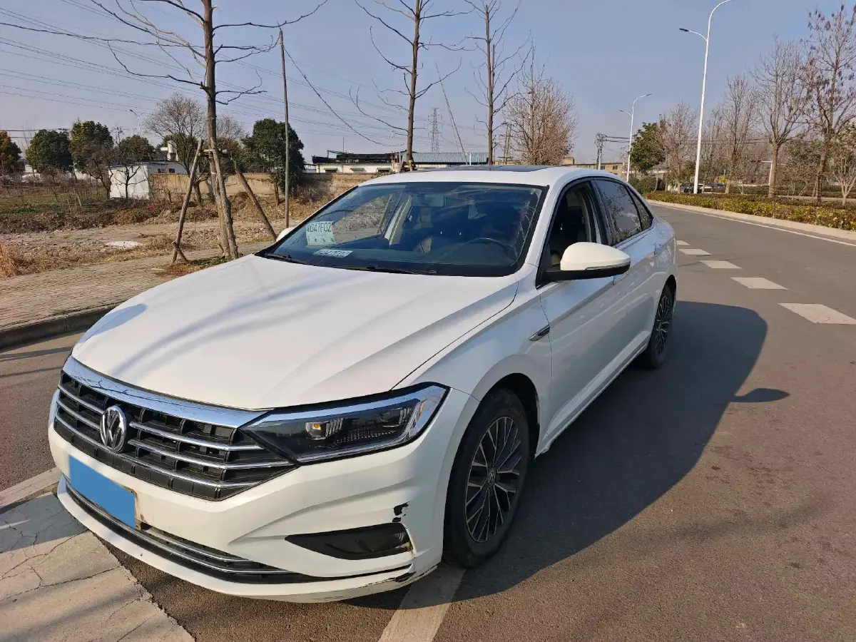 2020 Volkswagen Sagitar 1.4T 150HP L4 7DCT