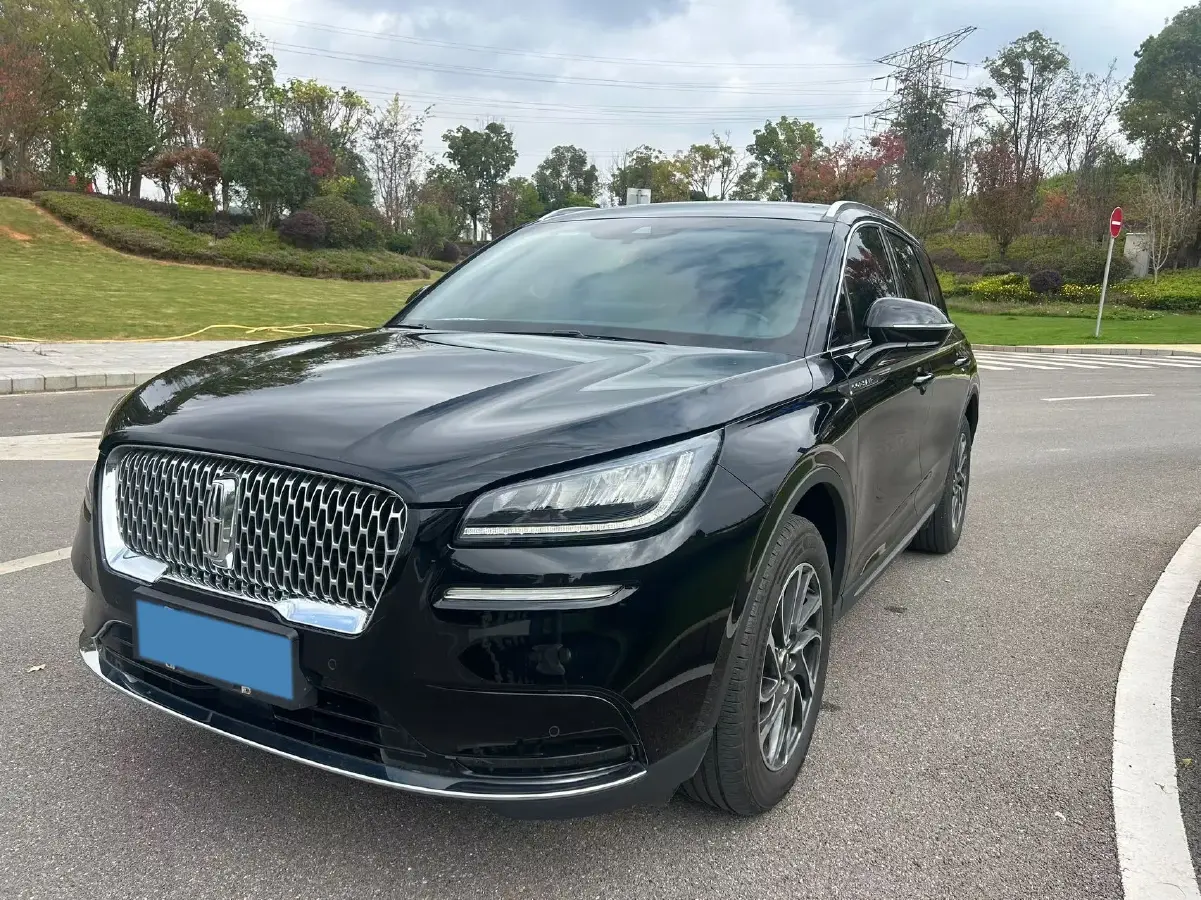2020 Lincoln Corsair 2.0T 245HP L4 8AT