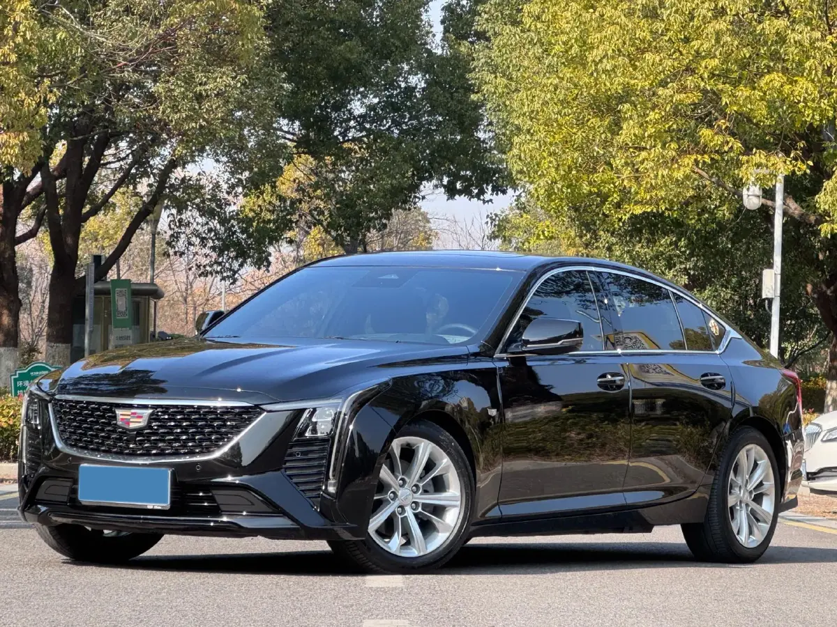 2024 Cadillac CT5 2.0T 237HP L4 10AT