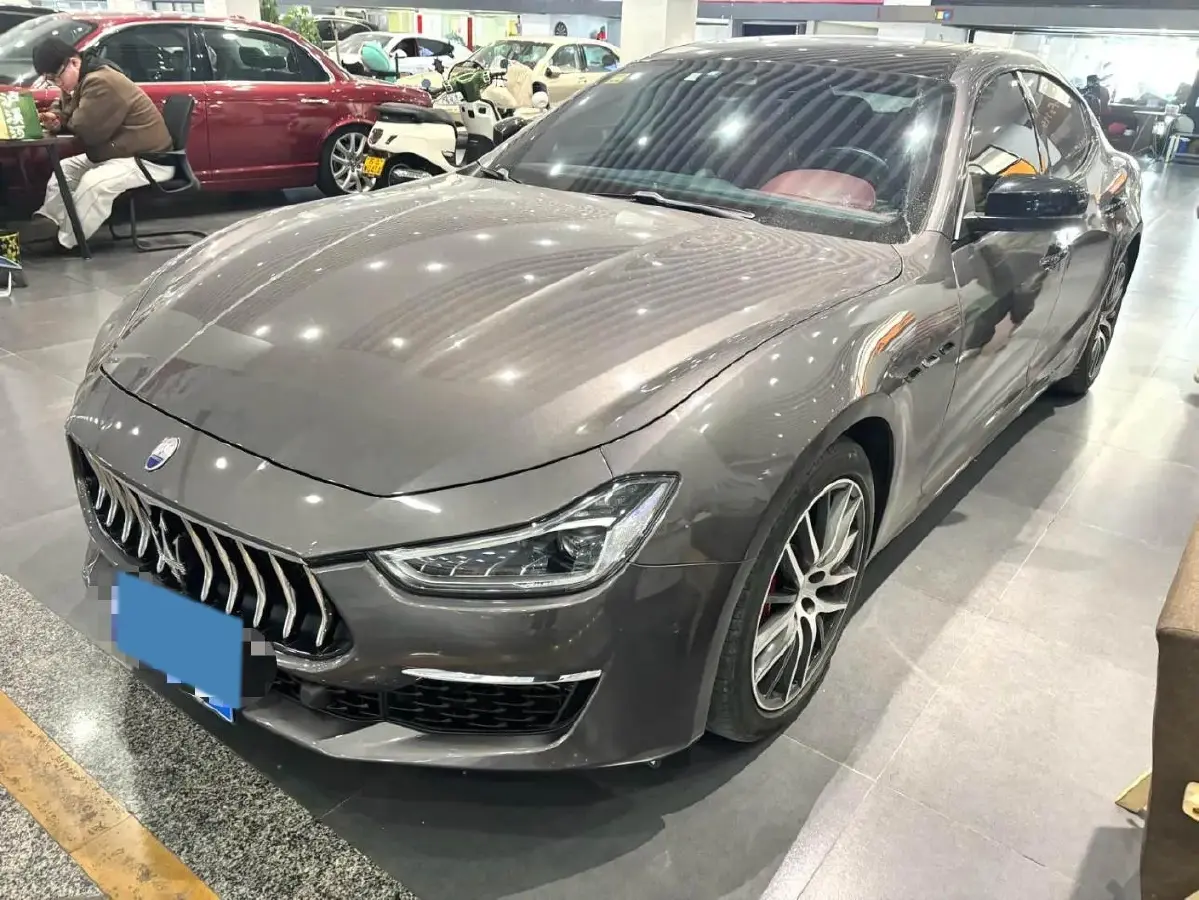 2019 Maserati Ghibli 3.0T 350HP V6 8AT