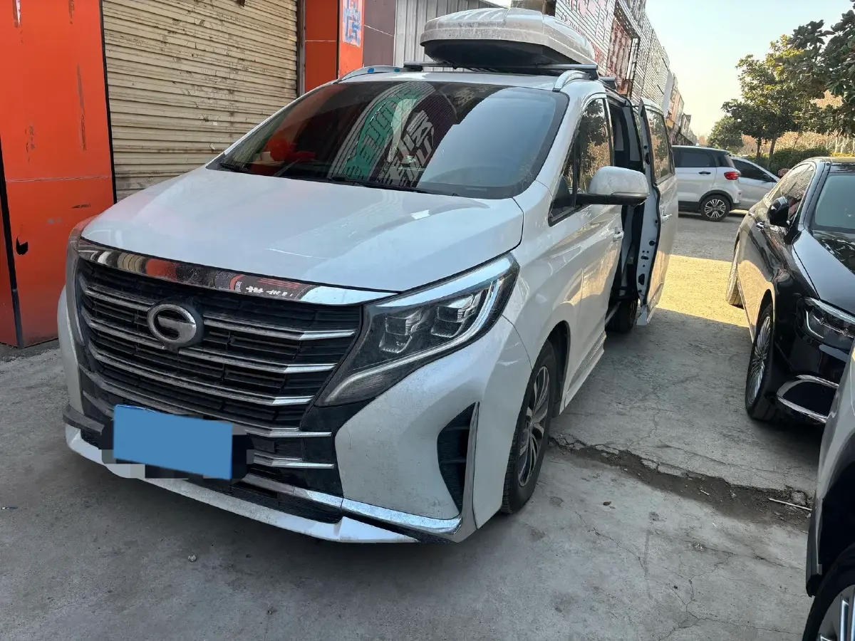 2021 GAC Trumpchi M8 2.0T 252HP L4 8AT