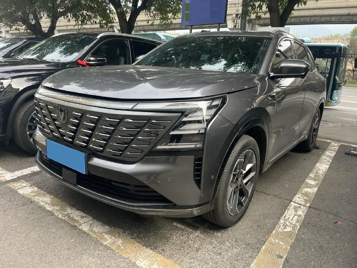 2025 ChangAn CS75 Plus 1.5T 192HP L4 8AT