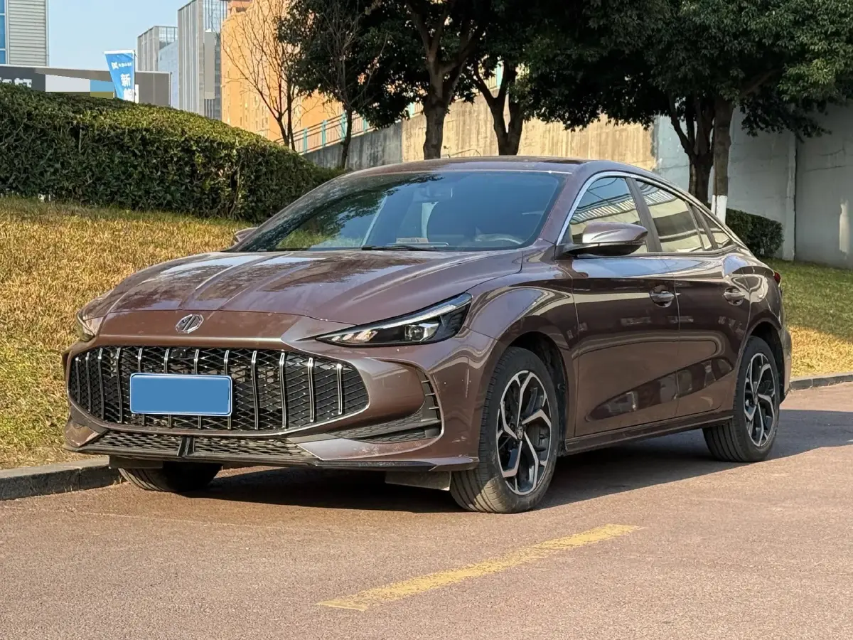 2025 MG 5 1.5T 181HP L4 7DCT