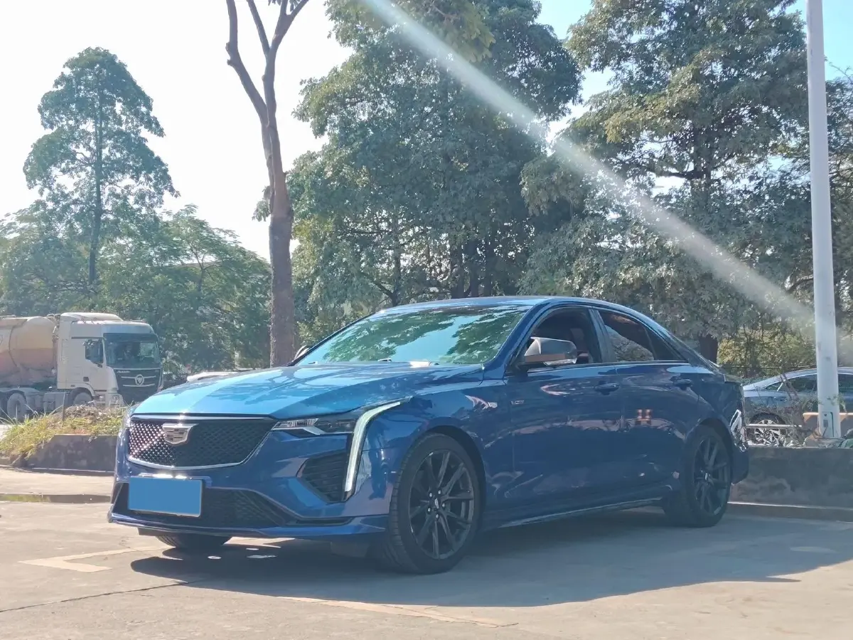 2020 Cadillac CT4 2.0T 237HP L4 8AT