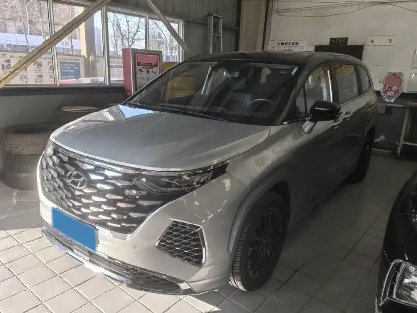 2024 Hyundai Custo 1.5T 170HP L4 8AT