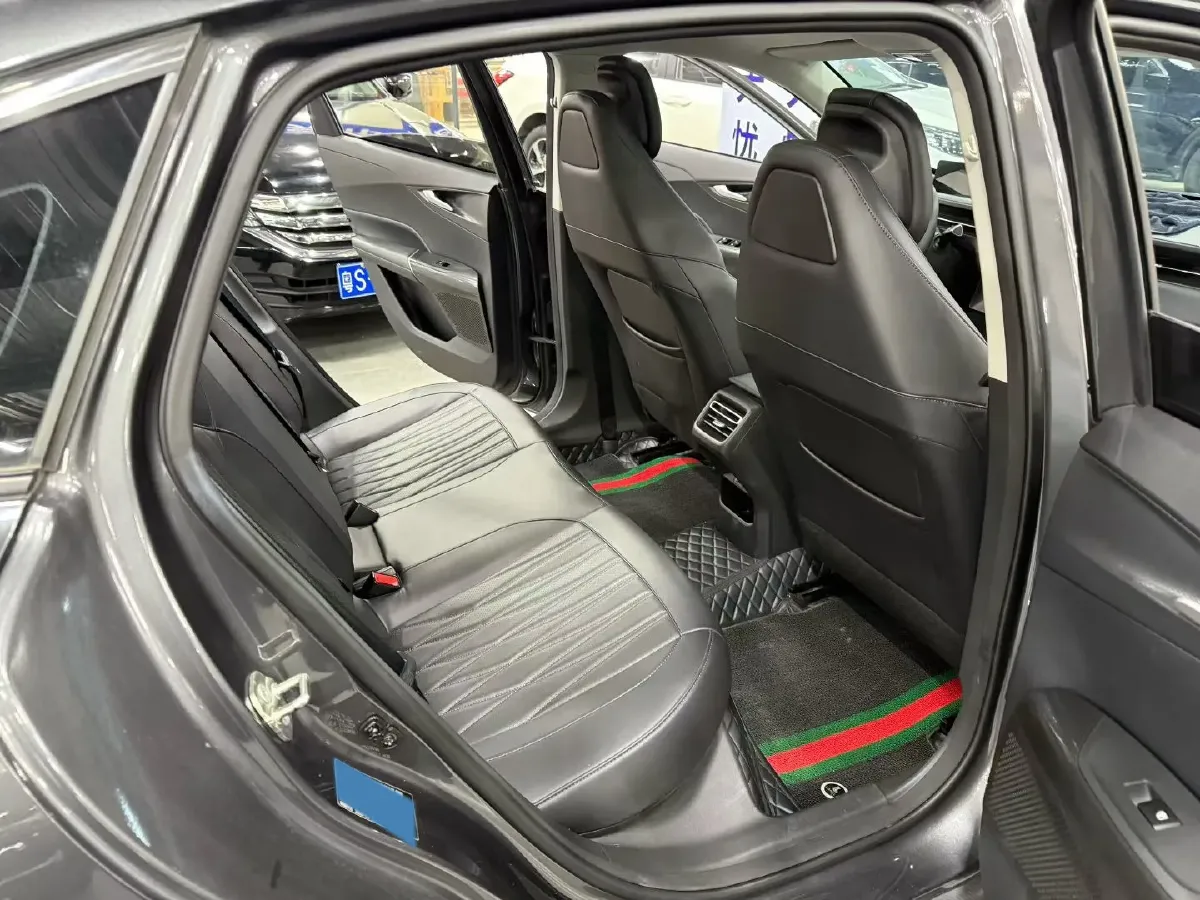 2023 ChangAn Oshan Z6 1.5T 188HP L4 7DCT,autocango,china used car exporter,china ev exporter,chinese used car exporter,chinese used ev exporter