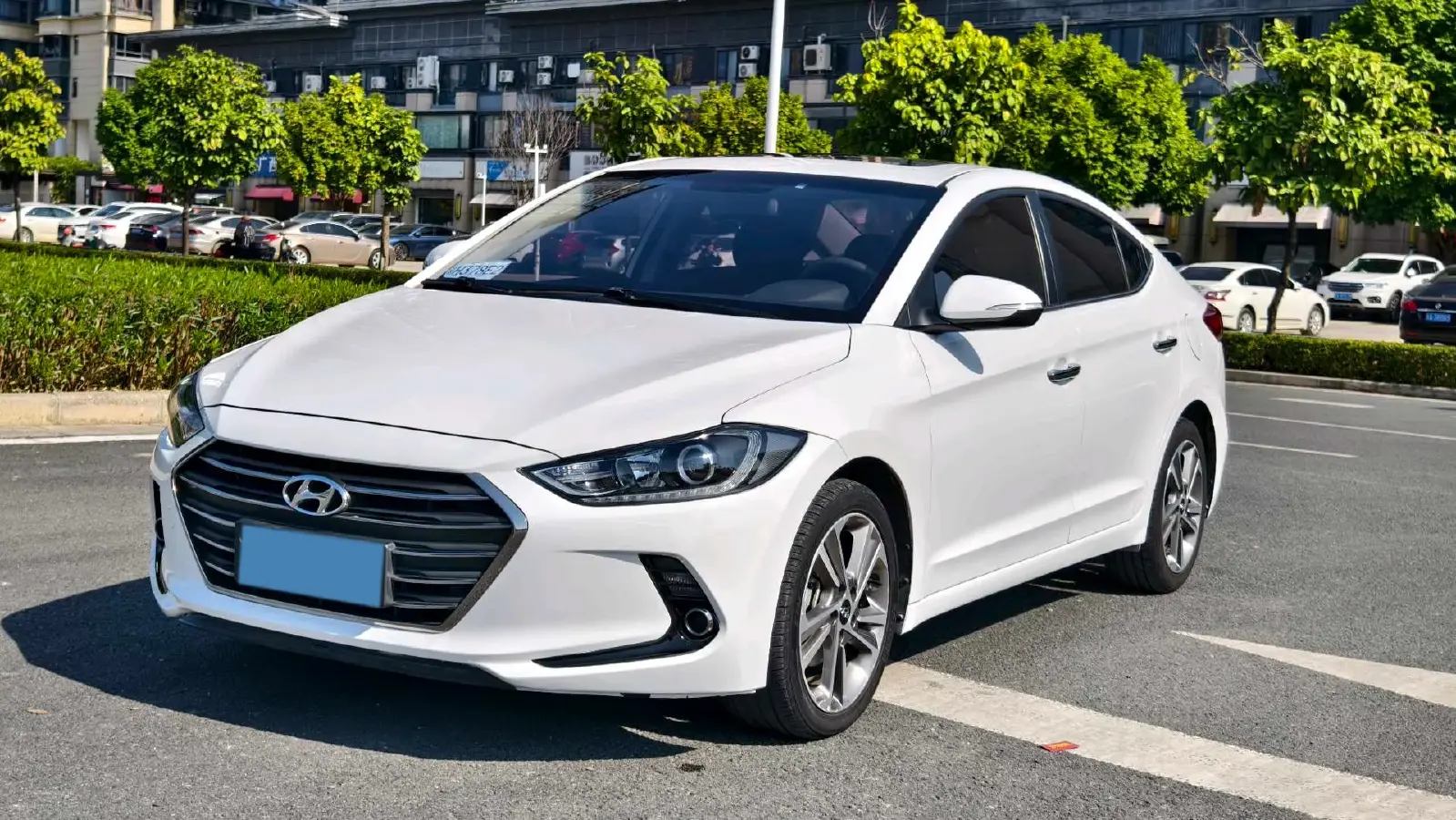 2016 Hyundai Elantra 1.6L 130HP L4 6AT