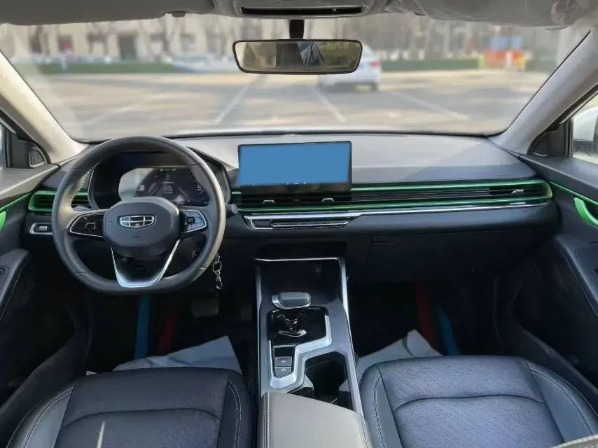 2022 Geely Emgrand L HiP 1.5T 181HP L4 3DHT PHEV 15.5KWH,autocango,china used car exporter,china ev exporter,chinese used car exporter,chinese used ev exporter