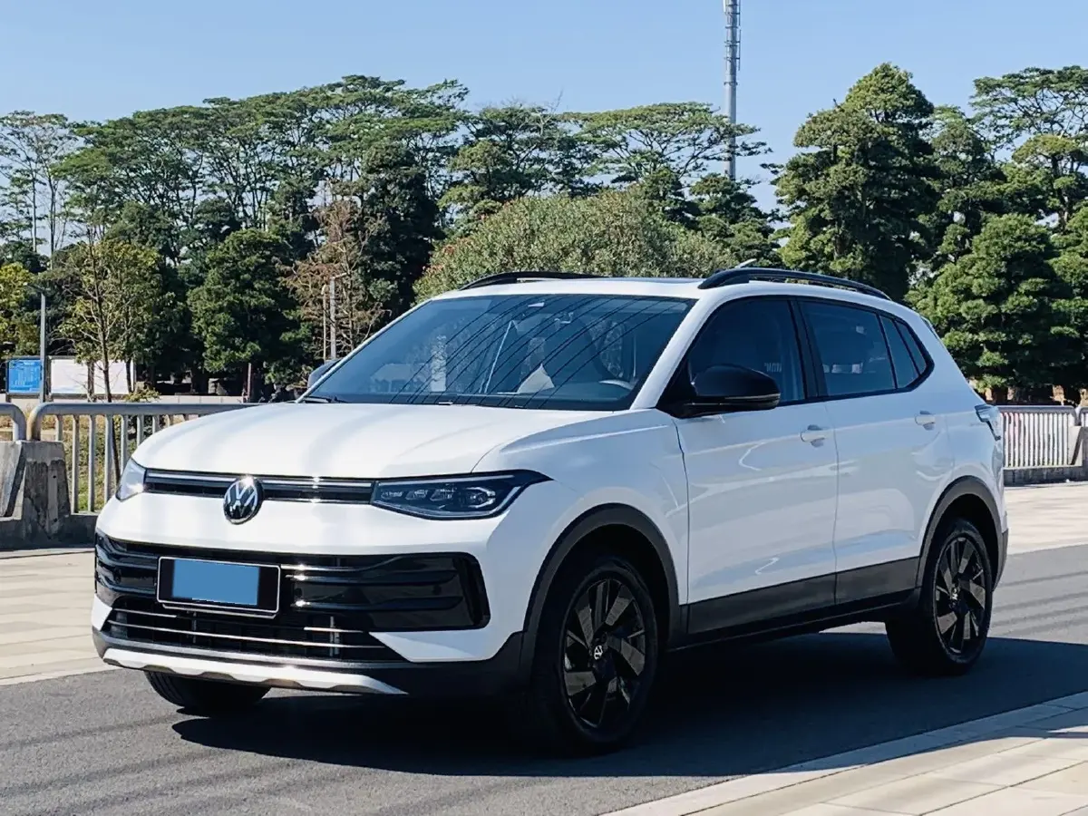 2025 Volkswagen Tharu 1.5L 110HP L4 6AT