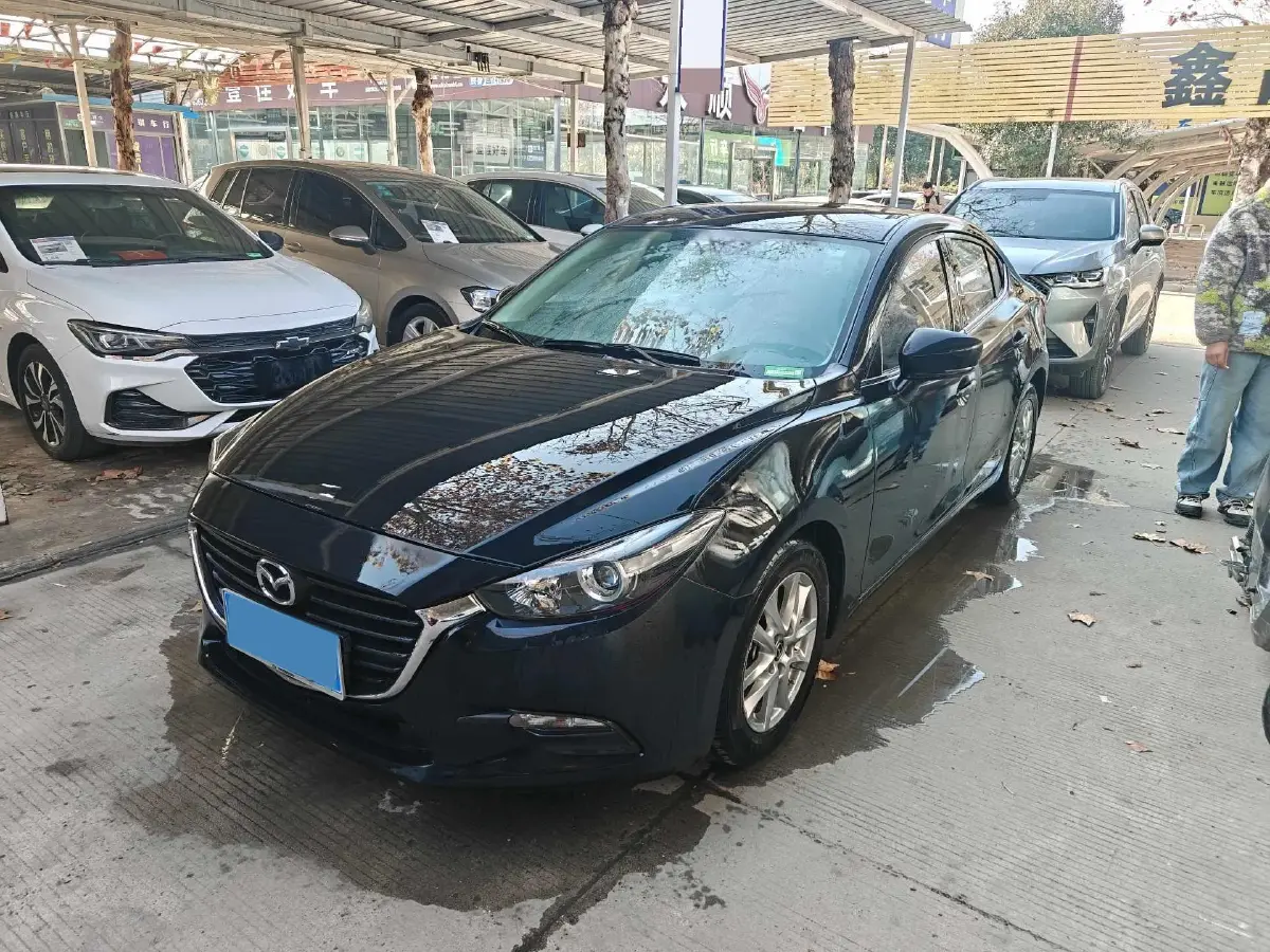 2017 Mazda 3 Axela 1.5L 117HP L4 6AT