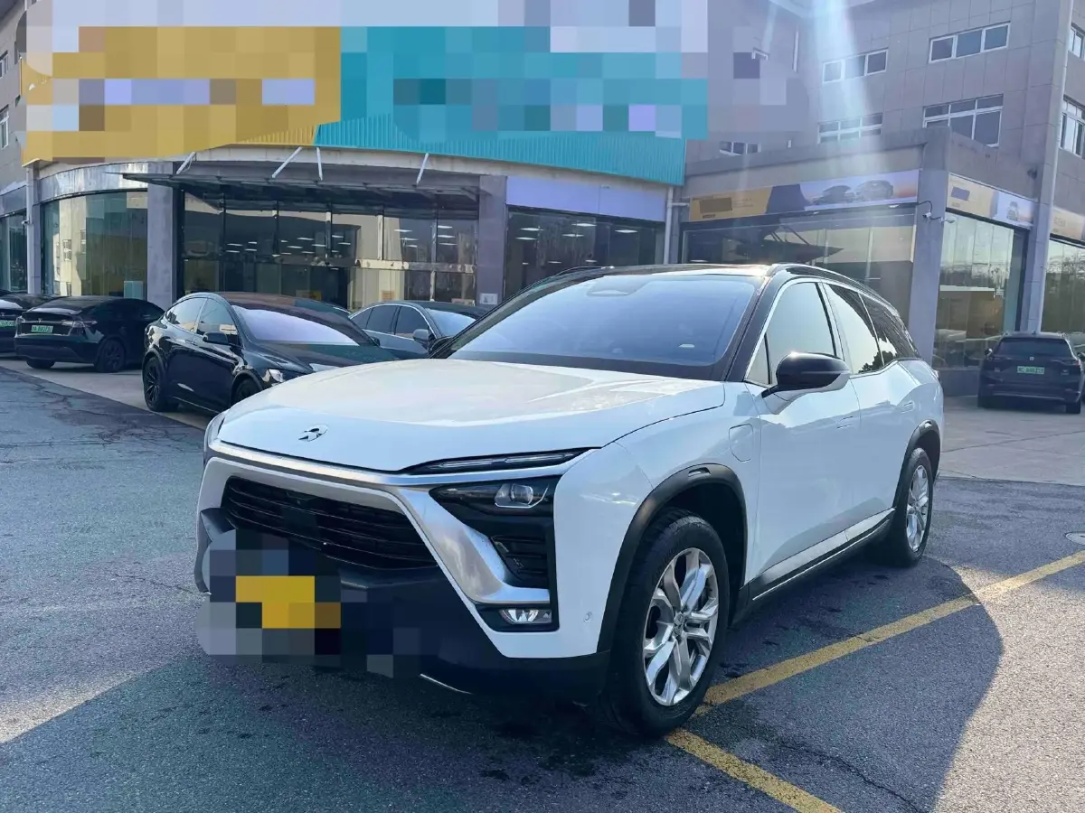 2018 NIO ES8 BEV 70KWH