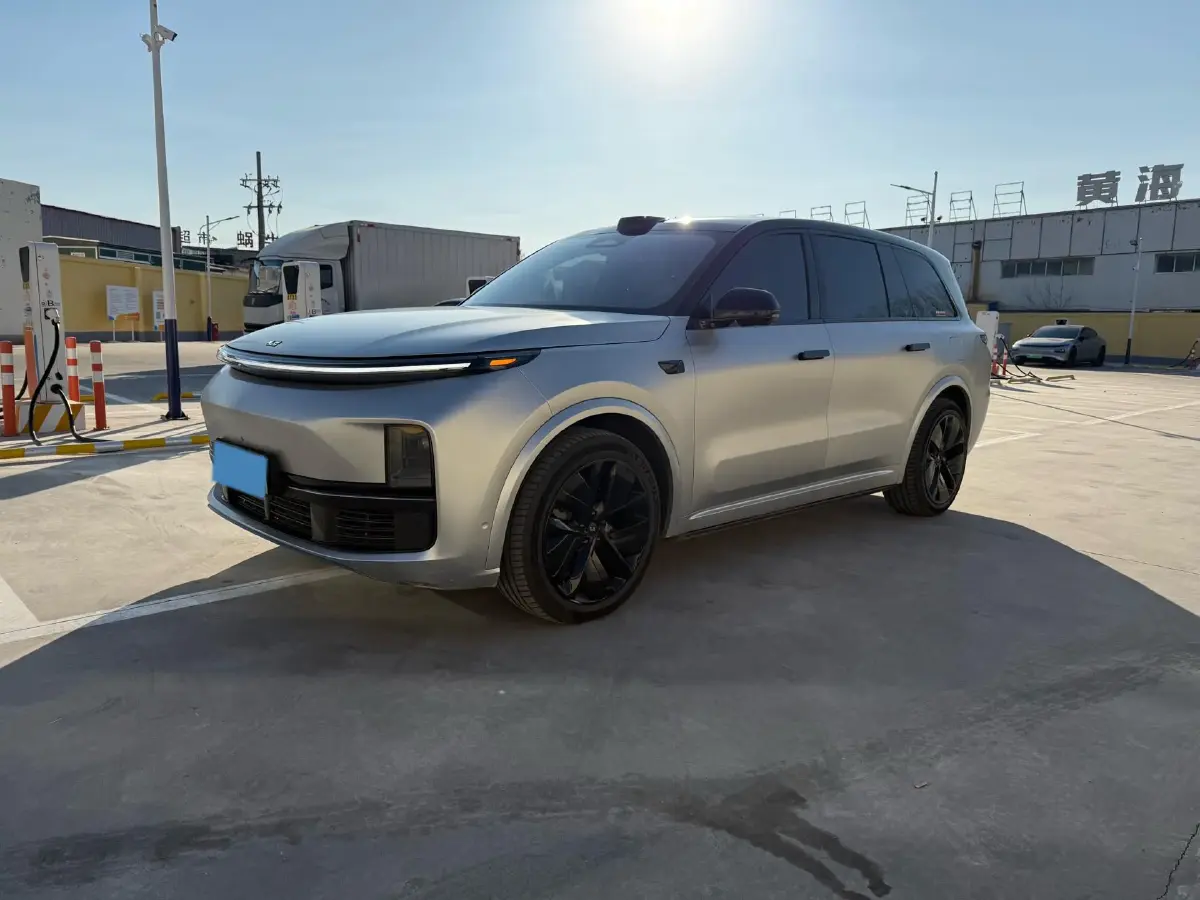 2022 Li L9 Range Extended 154HP REEV 42.6KWH
