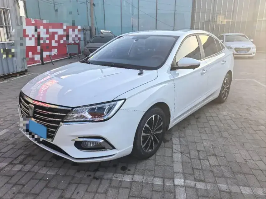 2020 Roewe i5 1.5L 120HP L4 CVT