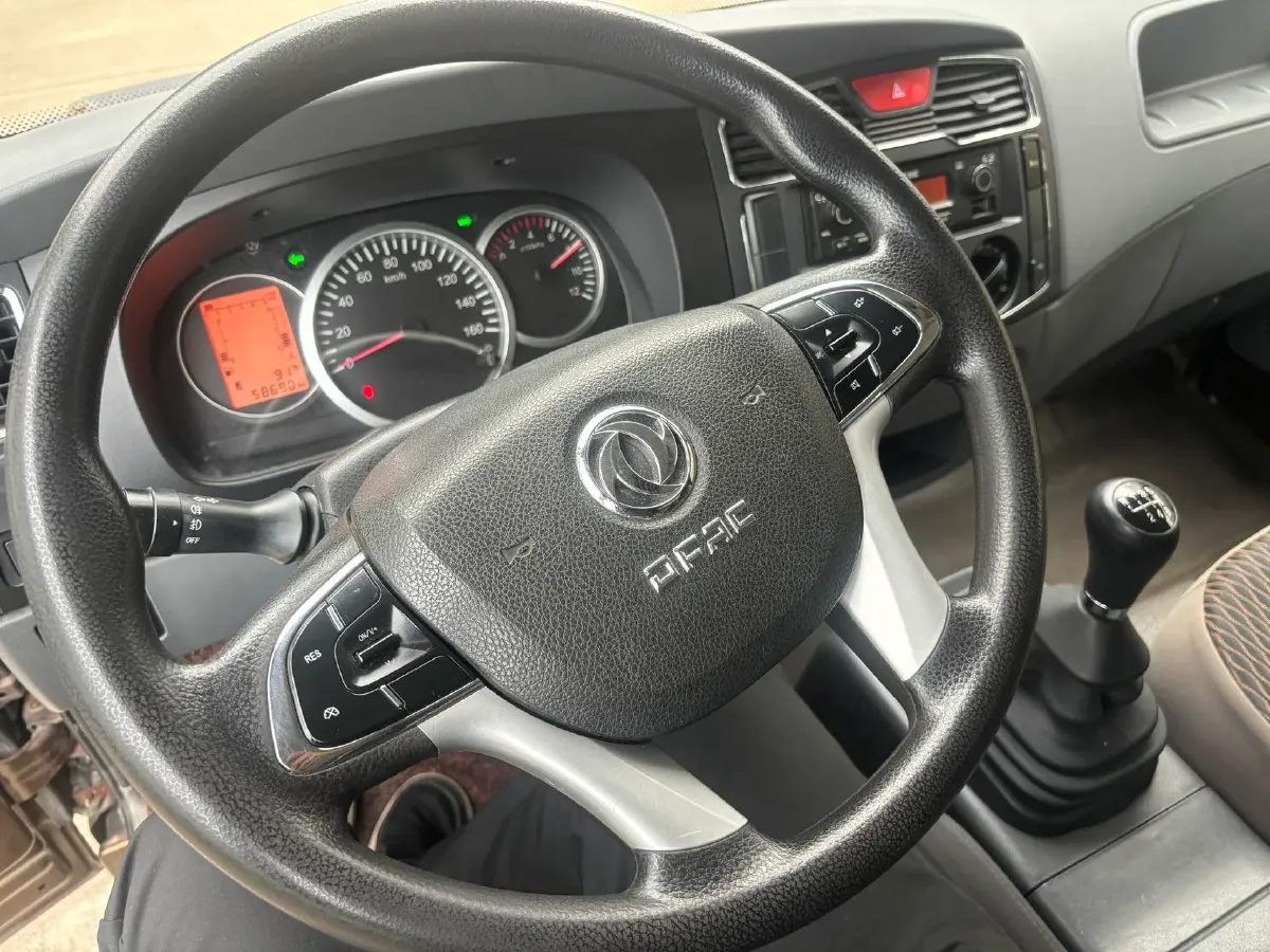 2025 Dongfeng Qiankun K6 2.5L 180HP L4 6MT,autocango,china used car exporter,china ev exporter,chinese used car exporter,chinese used ev exporter