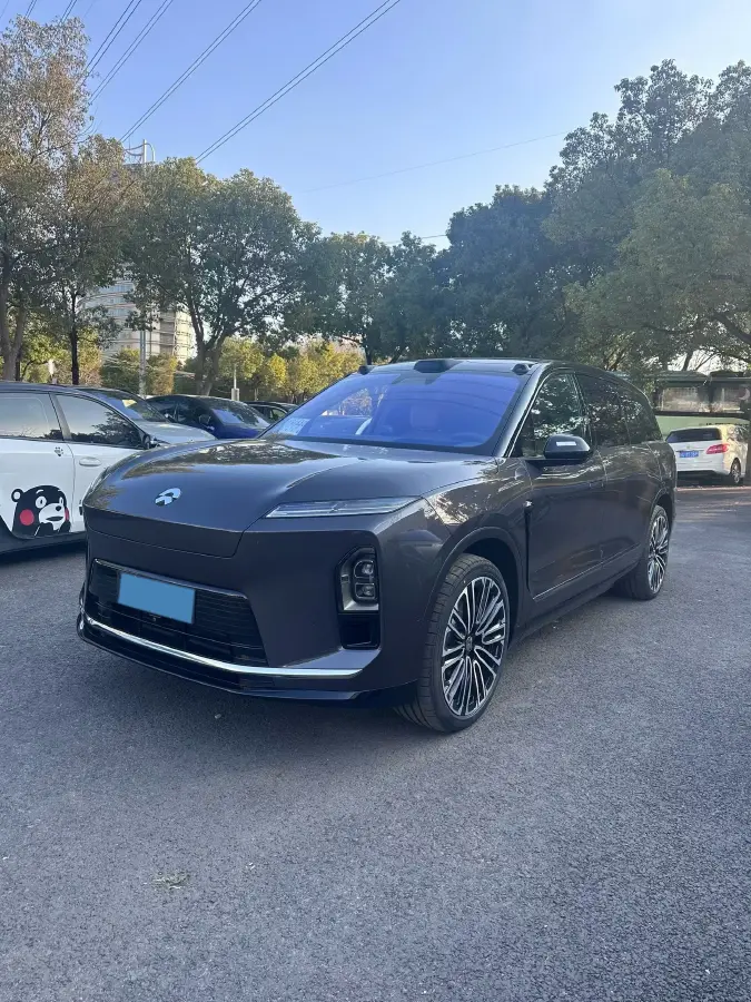 2026 NIO ES8 BEV