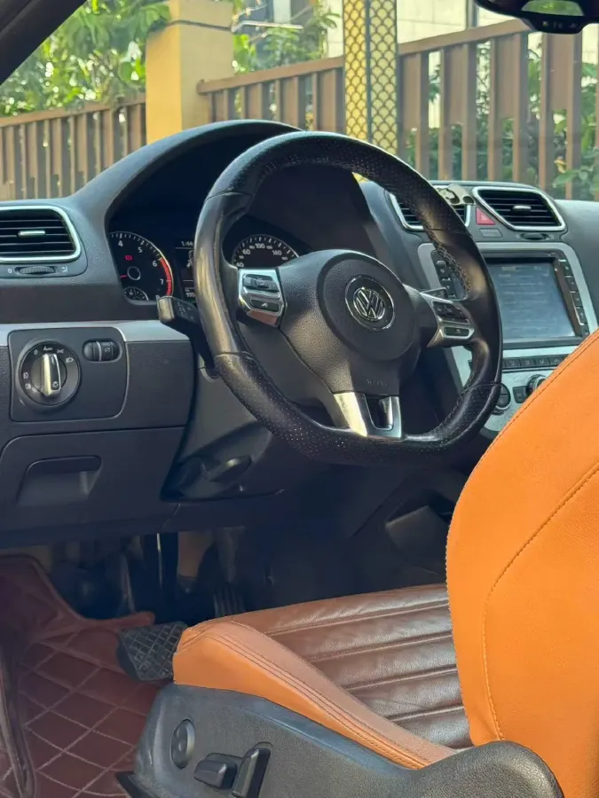 2011 Volkswagen Scirocco 2.0T 211HP L4 6DCT,autocango,china used car exporter,china ev exporter,chinese used car exporter,chinese used ev exporter