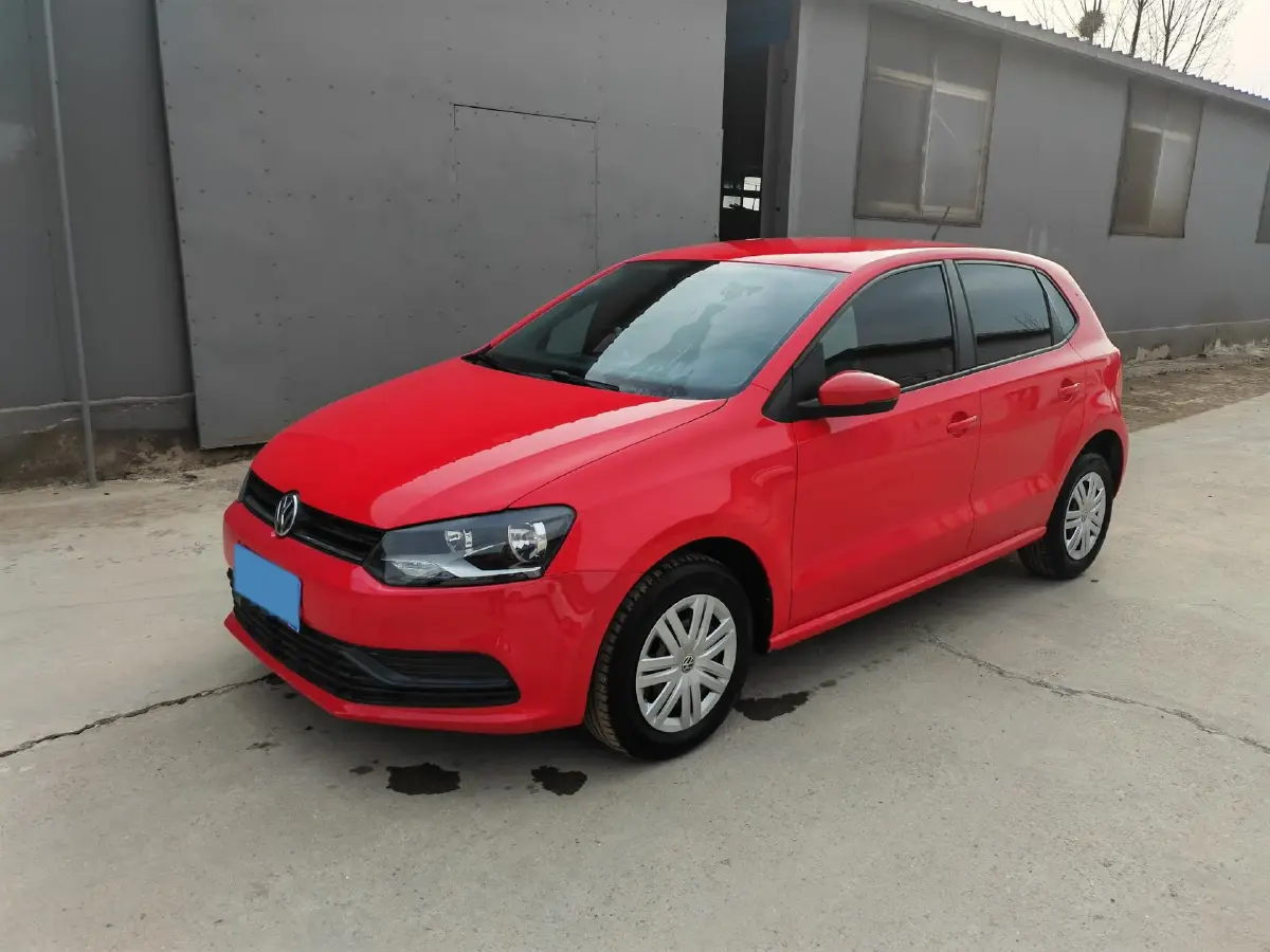 2016 Volkswagen Polo 1.4L 90HP L4 5MT